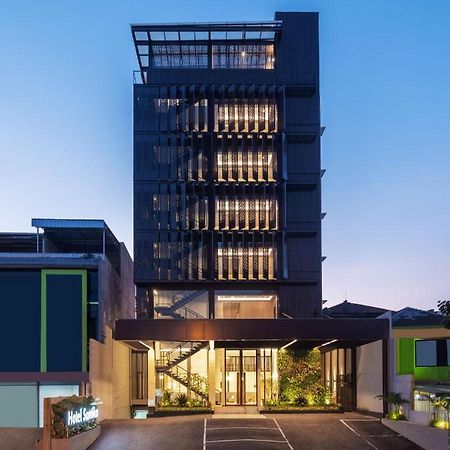 Hotel Santika Pasirkaliki Бандунг Экстерьер фото