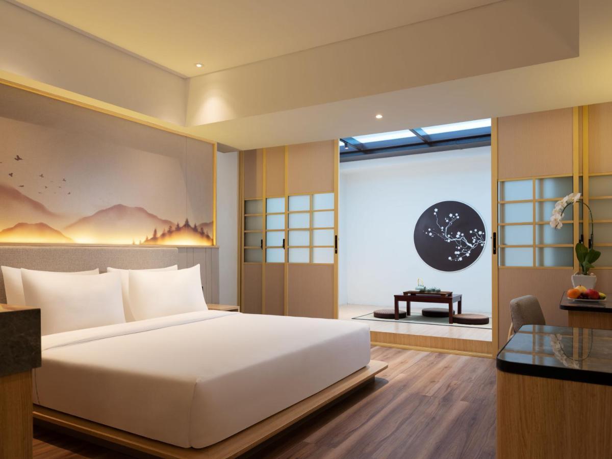 Hotel Santika Pasirkaliki Бандунг Экстерьер фото