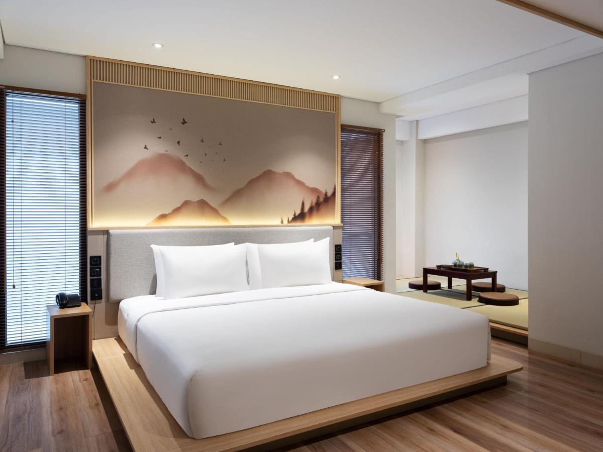 Hotel Santika Pasirkaliki Бандунг Экстерьер фото